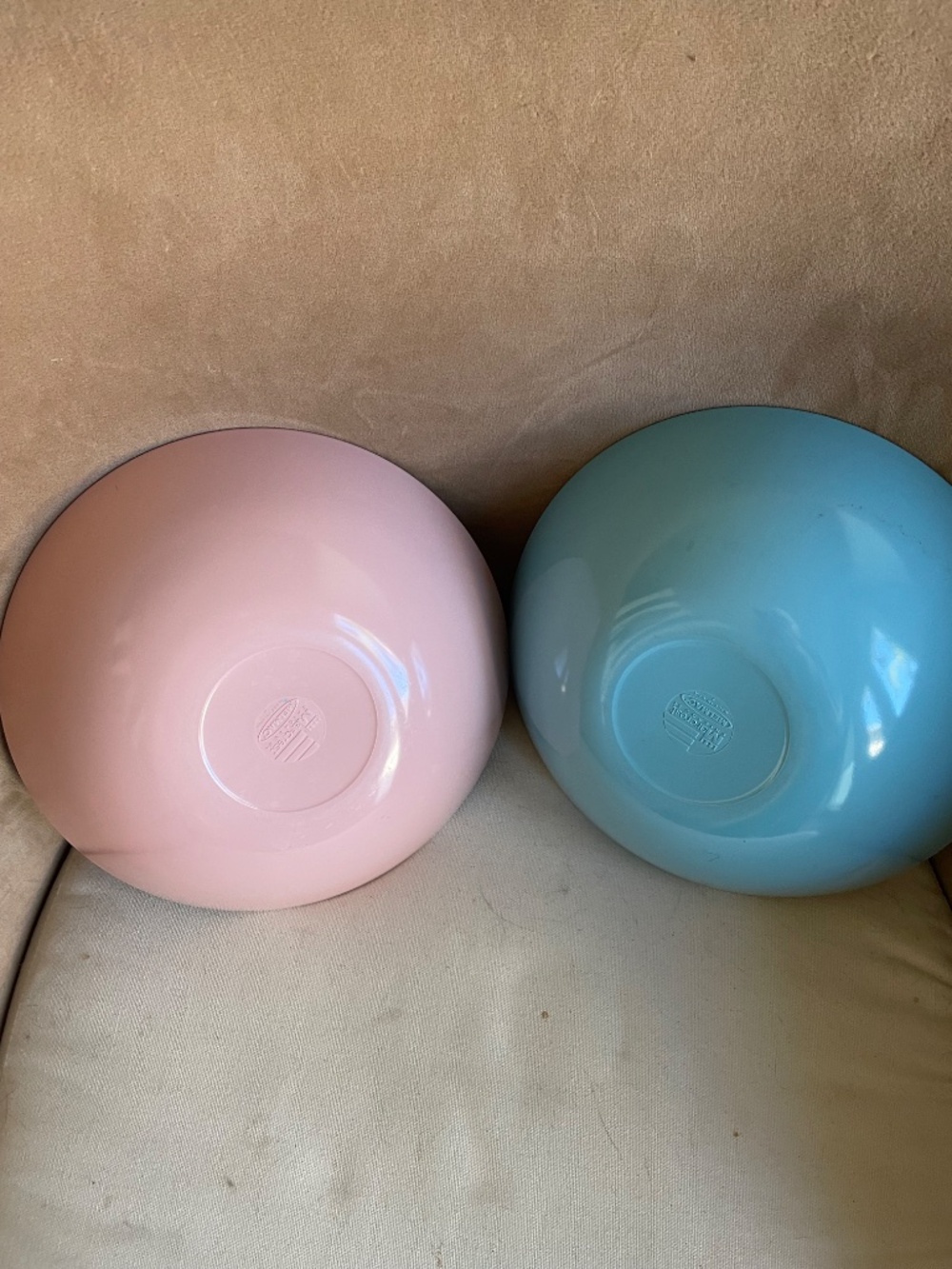 PRICE DROP! Vintage Melmac Pink and Blue dinnerware serving bowls - Set of 2! - Picture 13 of 13